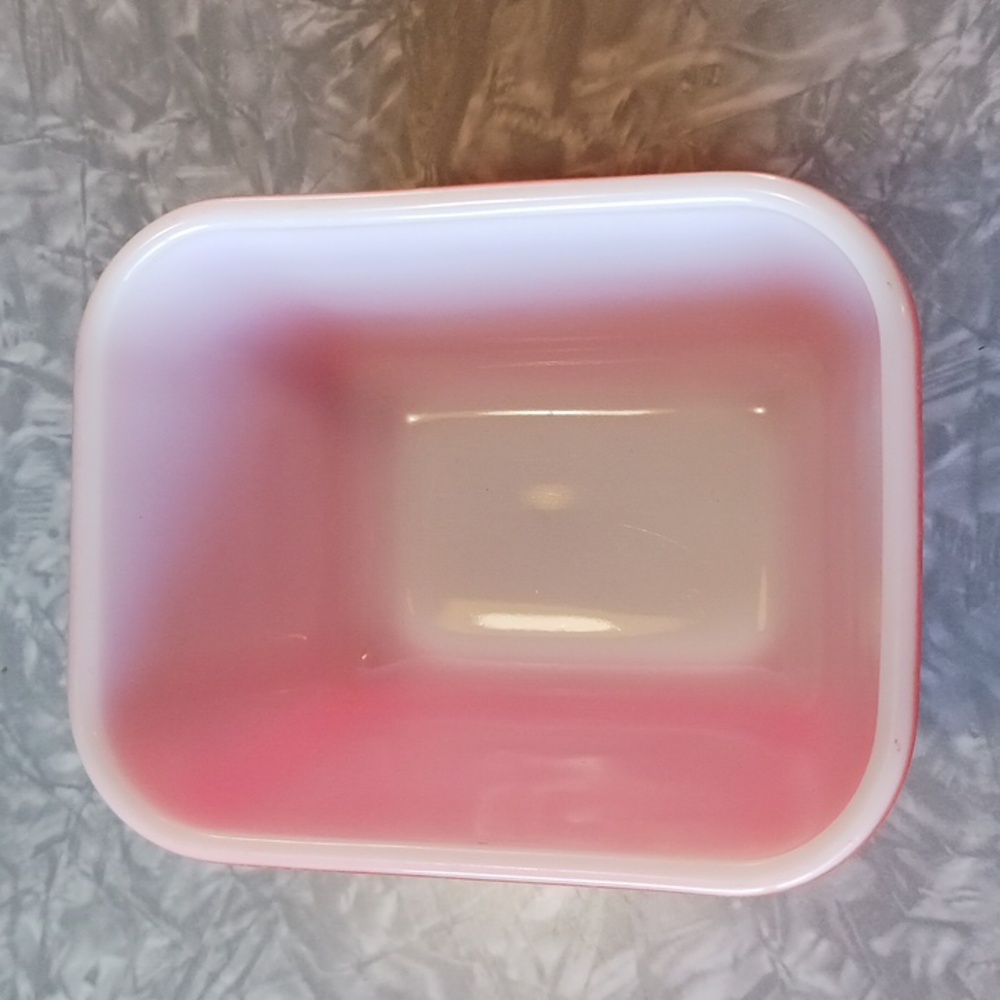 Pyrex~ Primary Red Small Refrigerator Dish - Picture 6 of 10